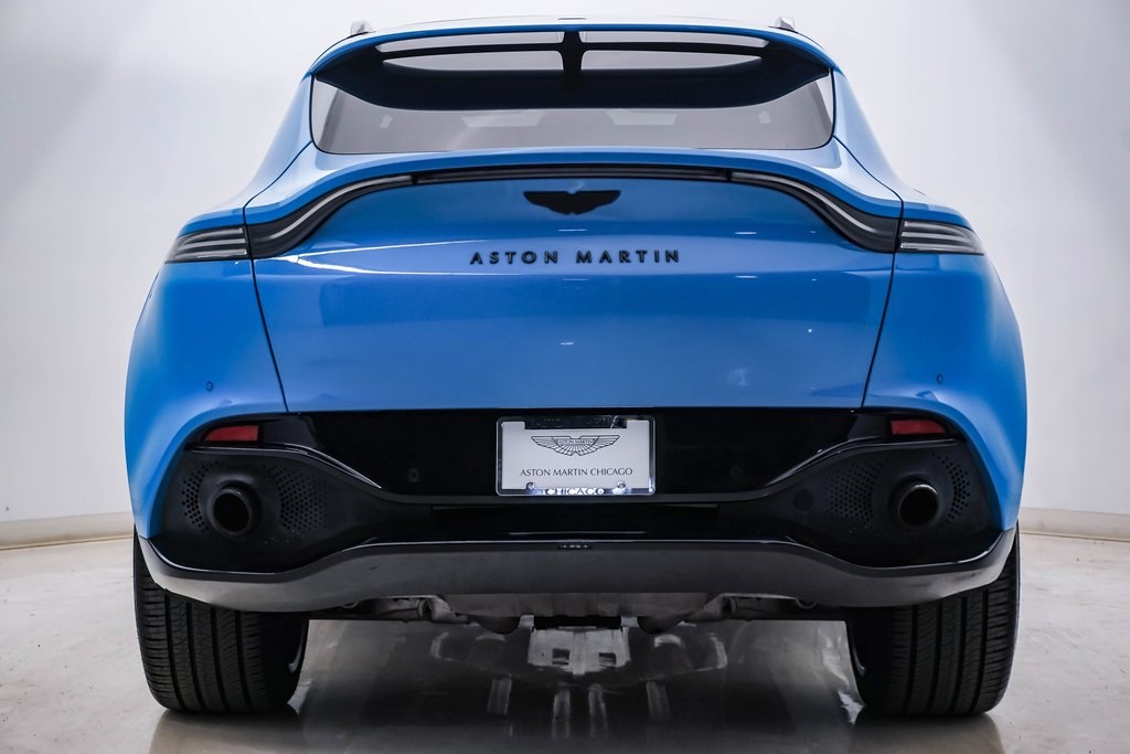 2021 Aston Martin DBX SUV 9