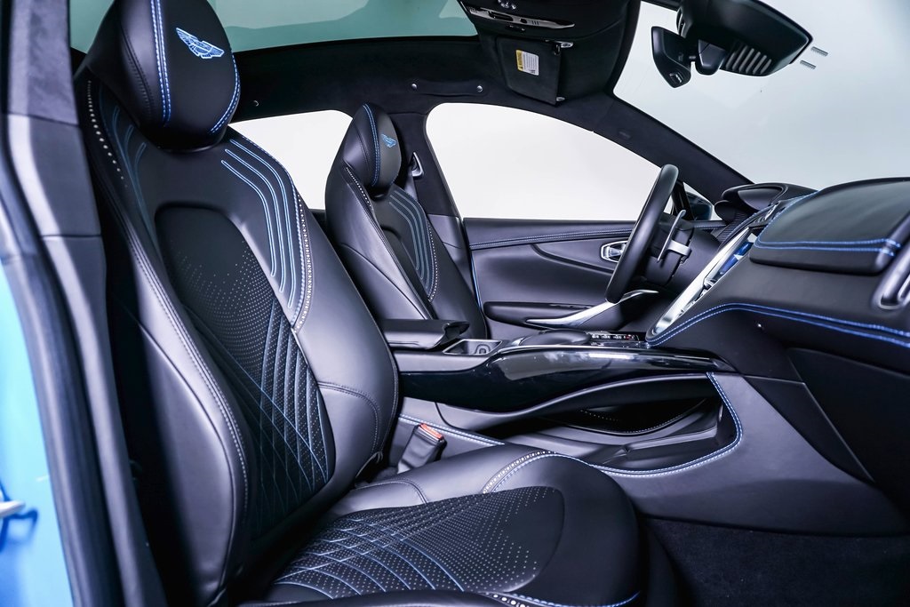 2021 Aston Martin DBX SUV 18