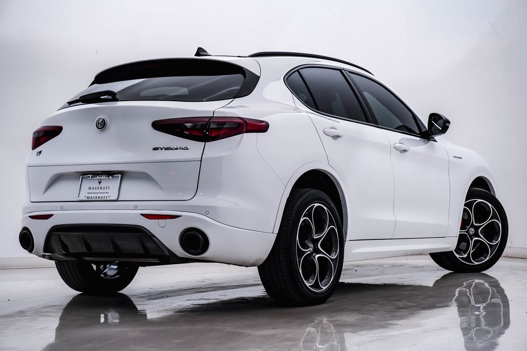 2022 Alfa Romeo Stelvio Veloce 7