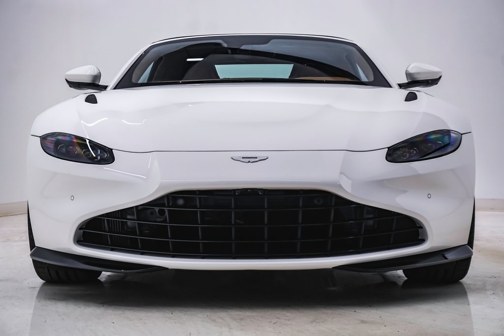 2021 Aston Martin Vantage Roadster 7