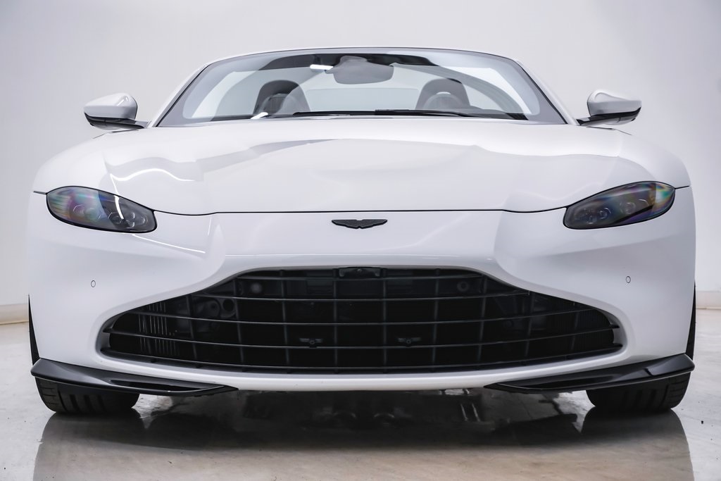 2023 Aston Martin Vantage Roadster 7