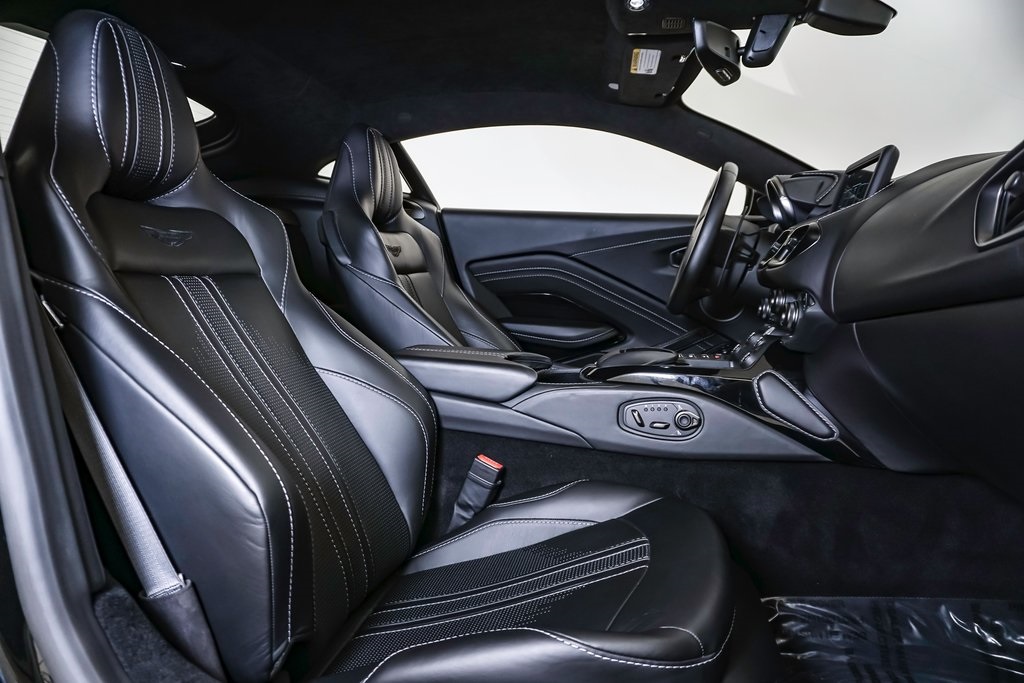 2020 Aston Martin Vantage Coupe 14
