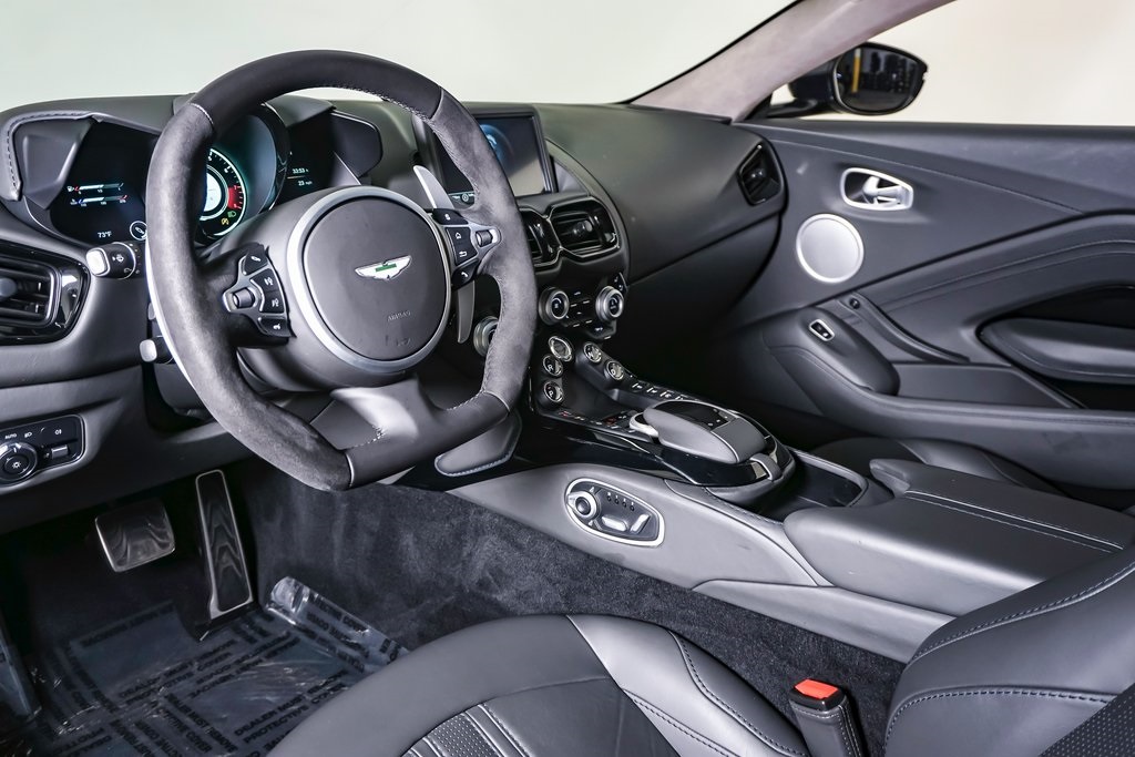 2020 Aston Martin Vantage Coupe 20