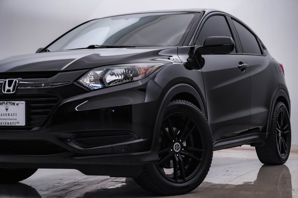 2017 Honda HR-V LX 2