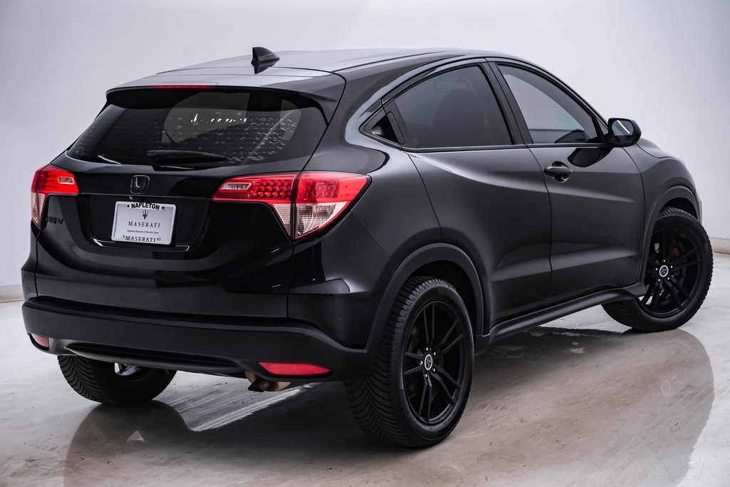 2017 Honda HR-V LX 11