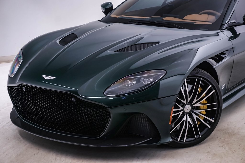 2023 Aston Martin DBS Coupe 4