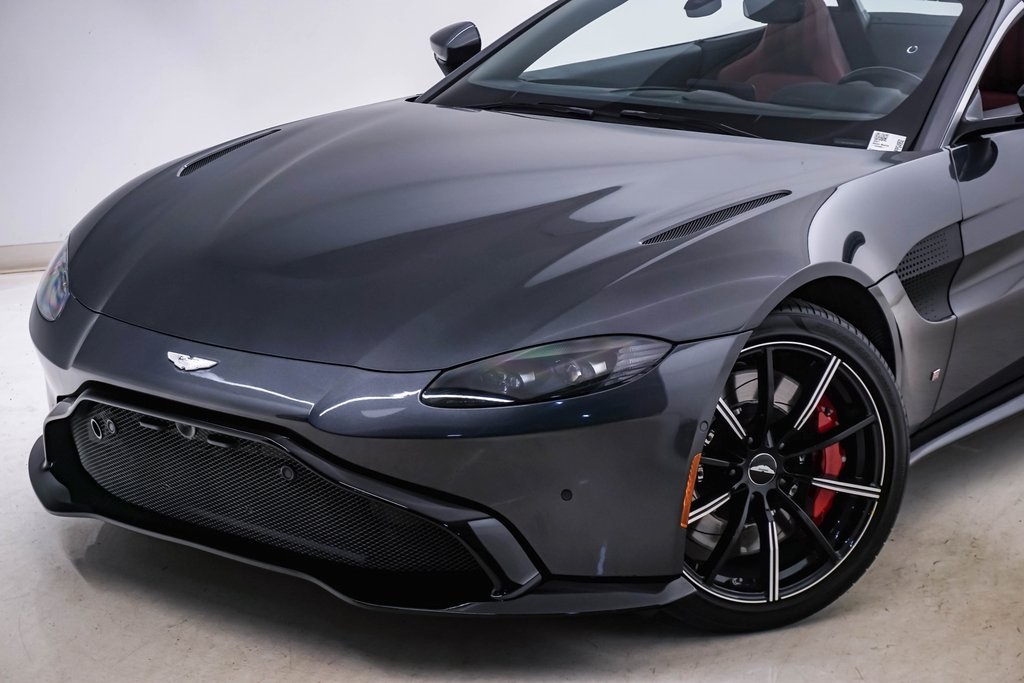 2021 Aston Martin Vantage Roadster 4