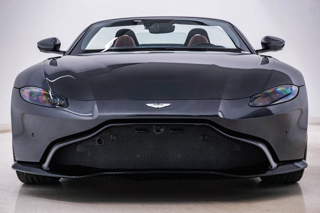 2021 Aston Martin Vantage Roadster 6