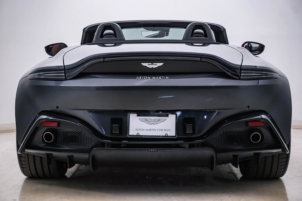 2021 Aston Martin Vantage Roadster 10