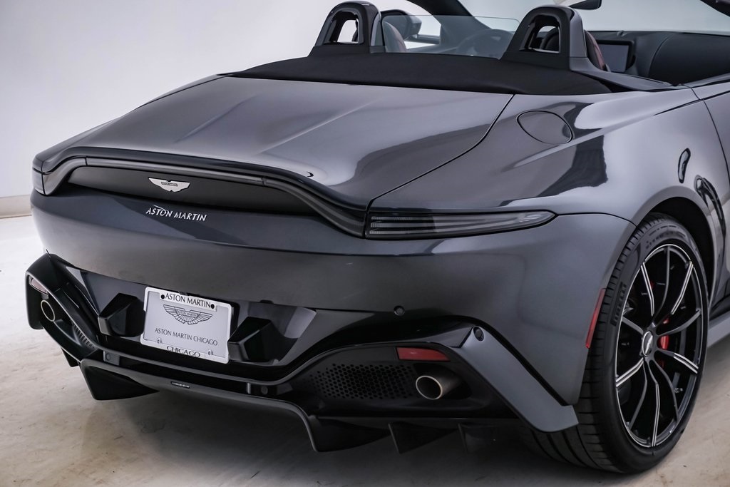 2021 Aston Martin Vantage Roadster 14