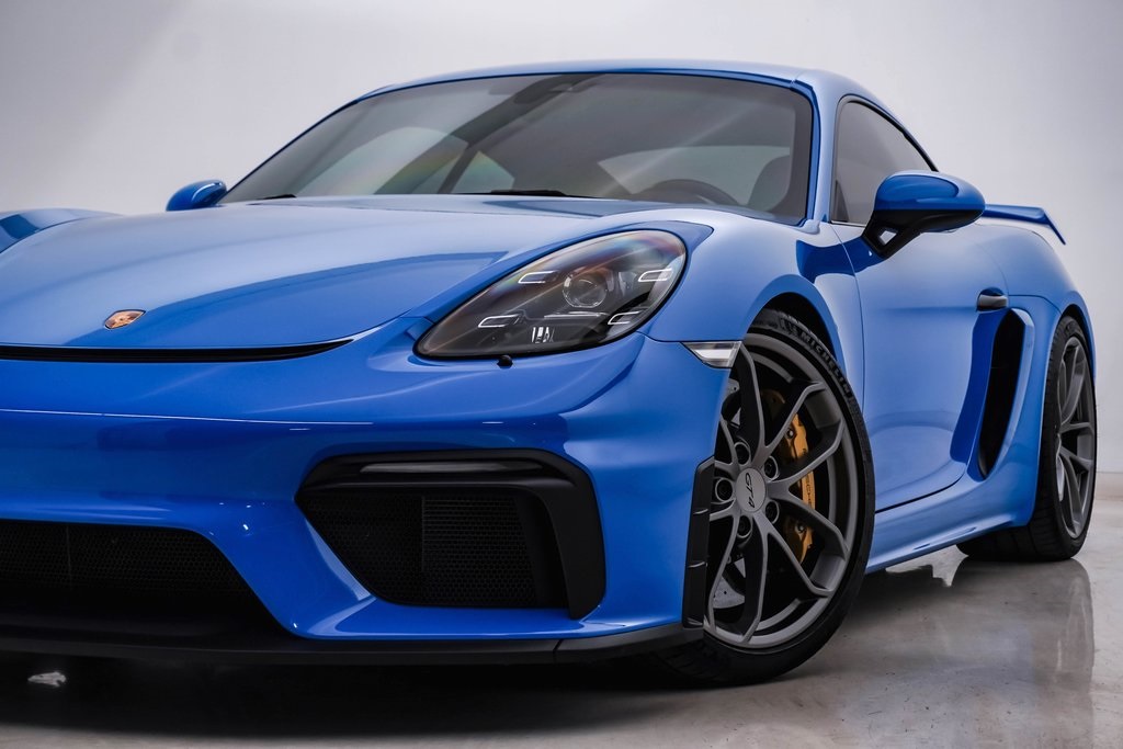 2022 Porsche 718 Cayman GT4 2