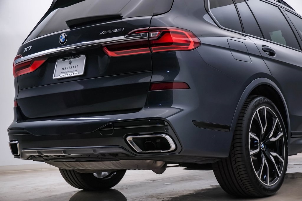 2019 BMW X7 xDrive50i 12