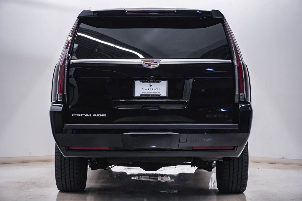 2018 Cadillac Escalade ESV Luxury 8