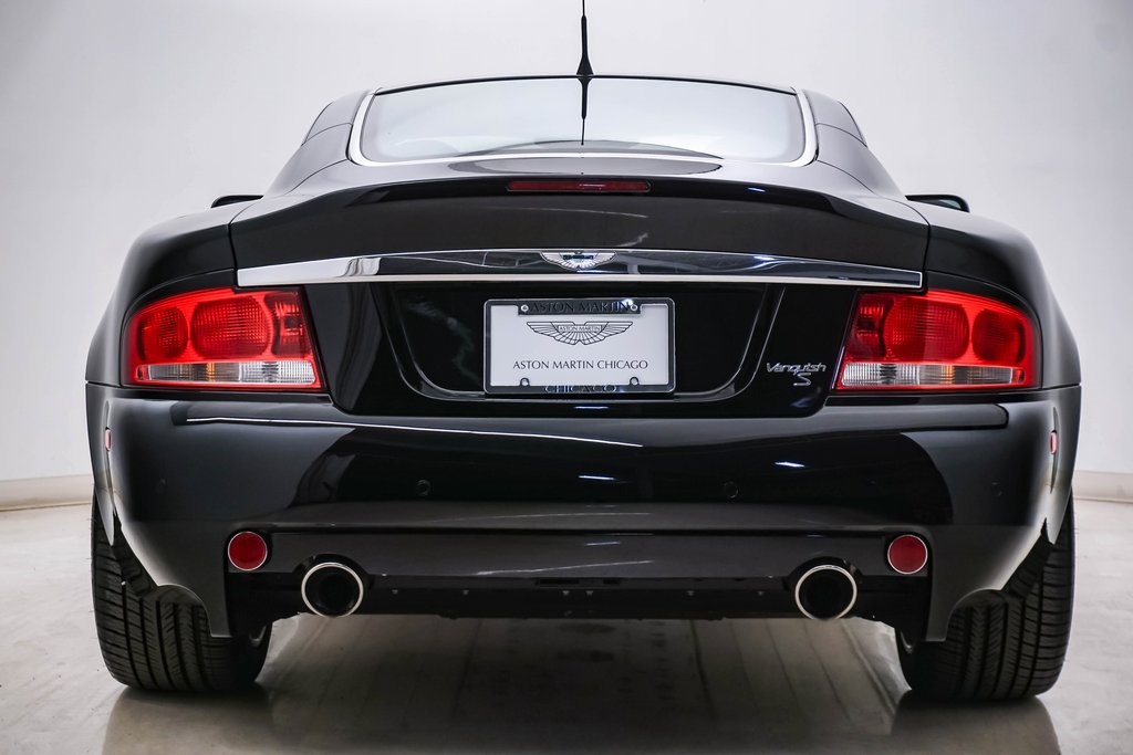 2006 Aston Martin Vanquish S 8