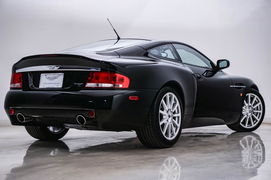 2006 Aston Martin Vanquish S 9