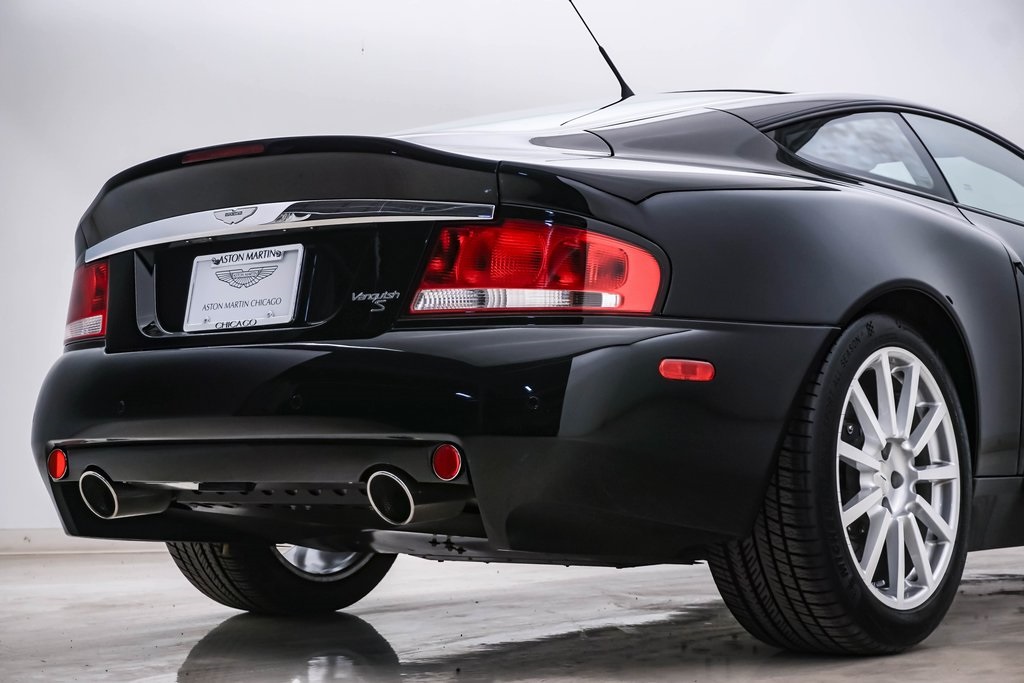 2006 Aston Martin Vanquish S 12