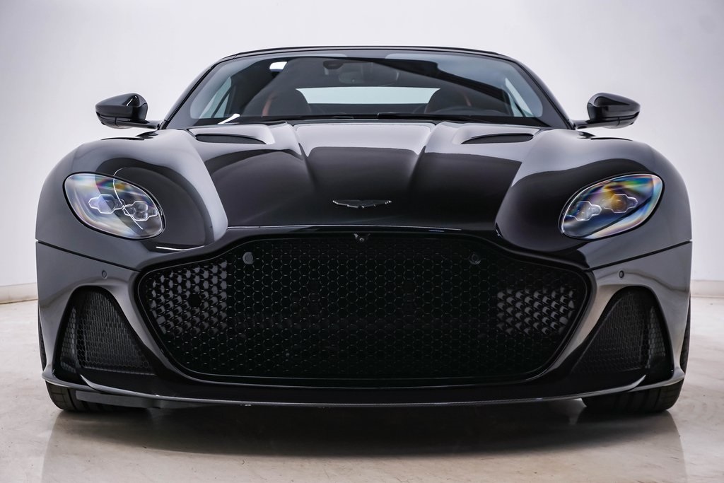 2022 Aston Martin DBS Superleggera 8