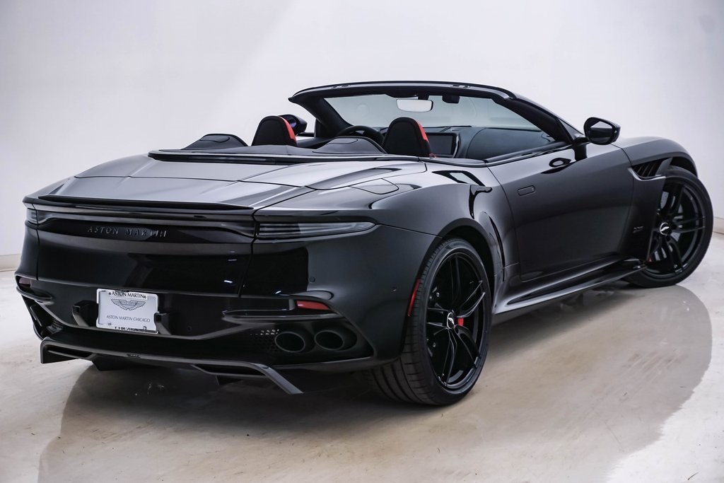 2022 Aston Martin DBS Superleggera 14