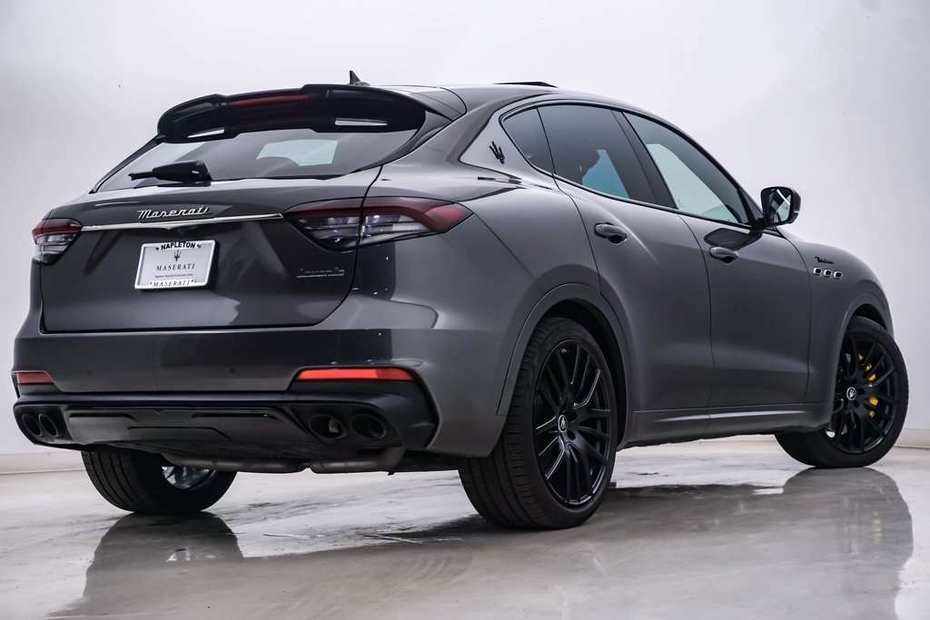 2022 Maserati Levante Modena 9