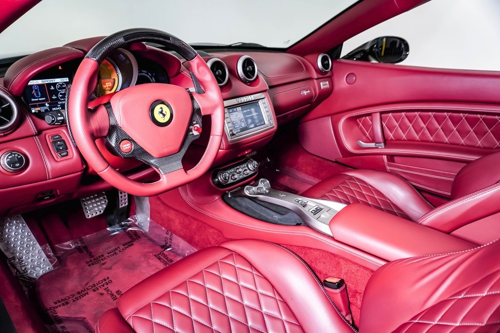 2011 Ferrari California Base 24