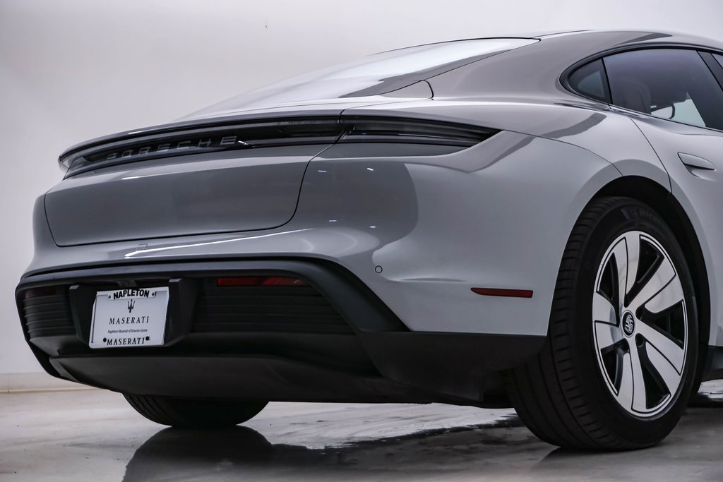 2021 Porsche Taycan Premium 12