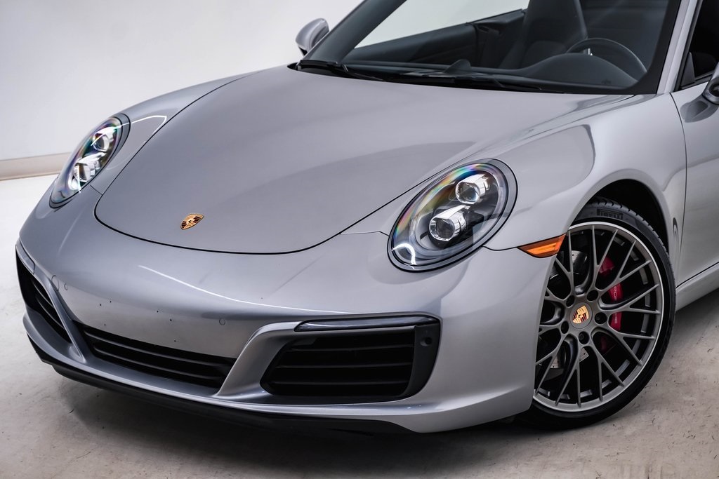 2018 Porsche 911 Carrera S 4