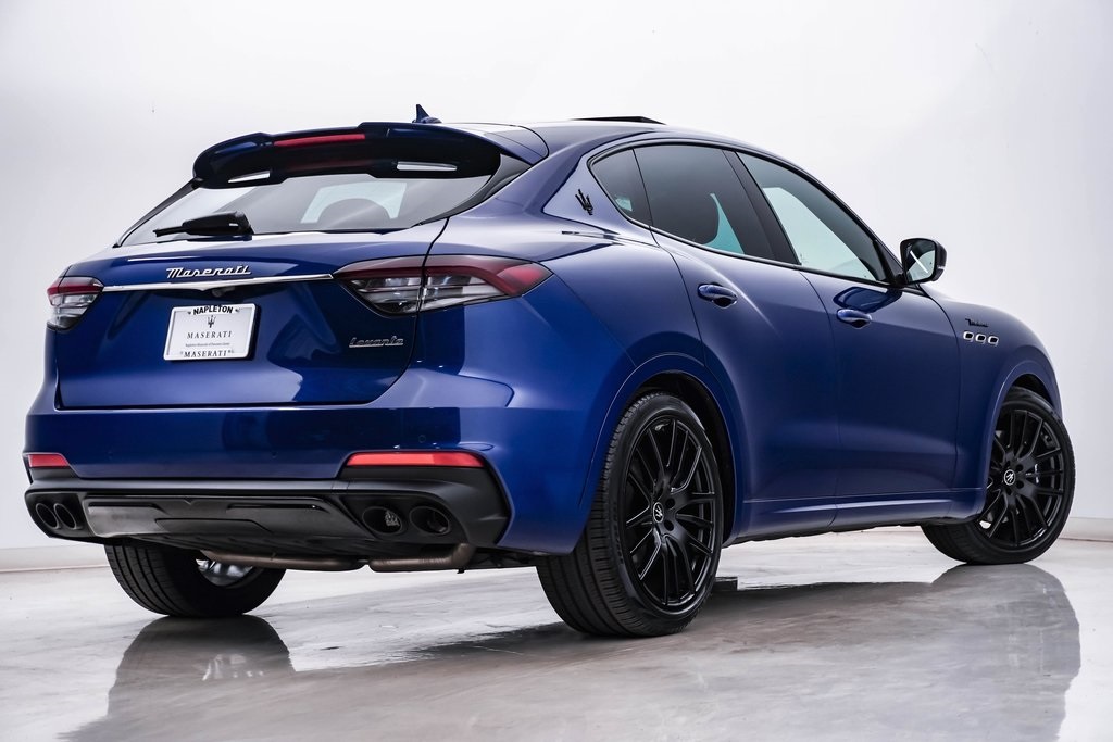 2022 Maserati Levante Modena 9