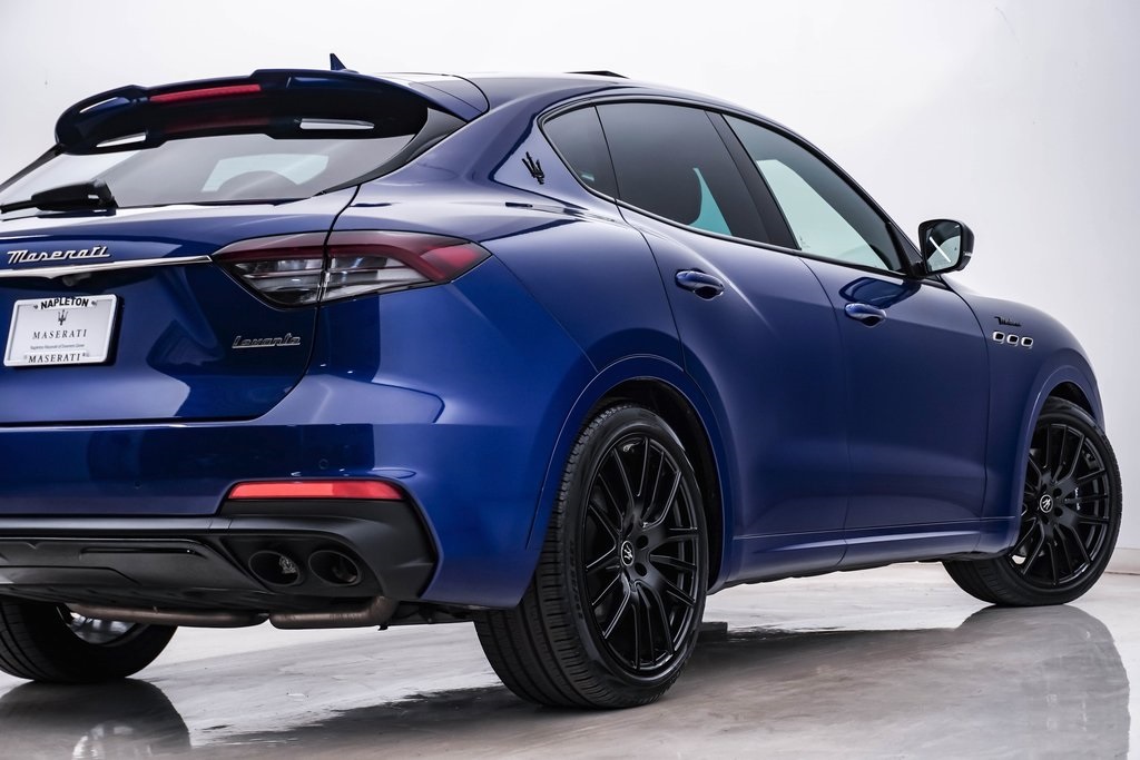 2022 Maserati Levante Modena 10