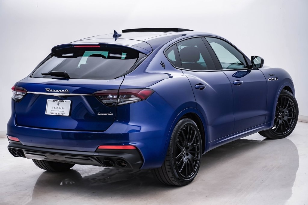 2022 Maserati Levante Modena 11