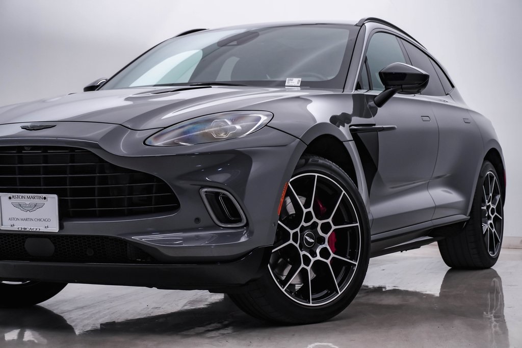 2021 Aston Martin DBX SUV 2