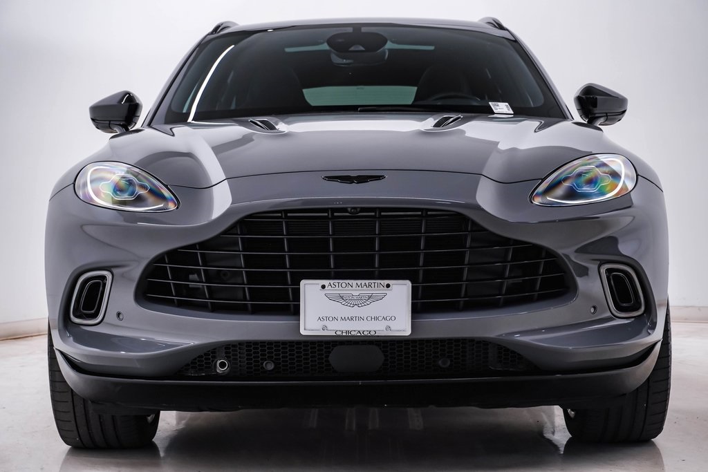 2021 Aston Martin DBX SUV 6