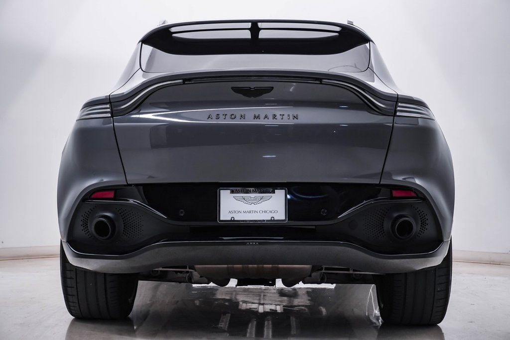 2021 Aston Martin DBX SUV 8