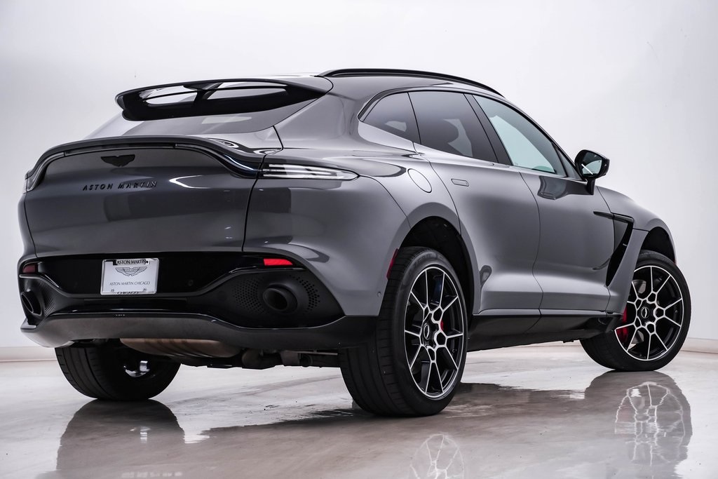 2021 Aston Martin DBX SUV 9