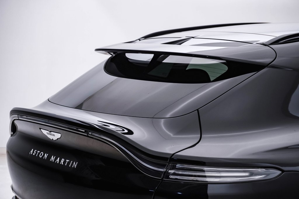 2021 Aston Martin DBX SUV 13