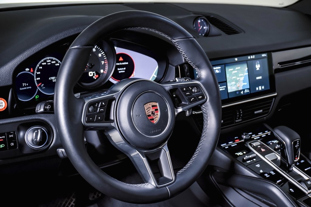 2019 Porsche Cayenne SUV 19