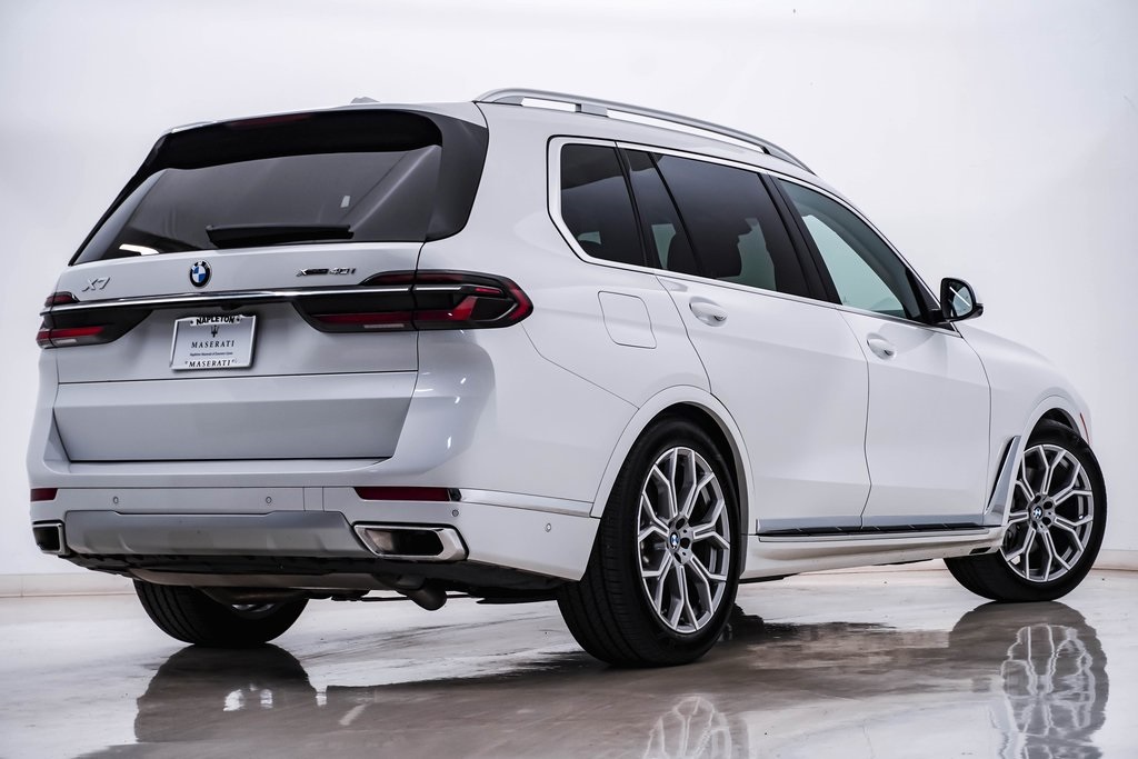 2024 BMW X7 xDrive40i 9