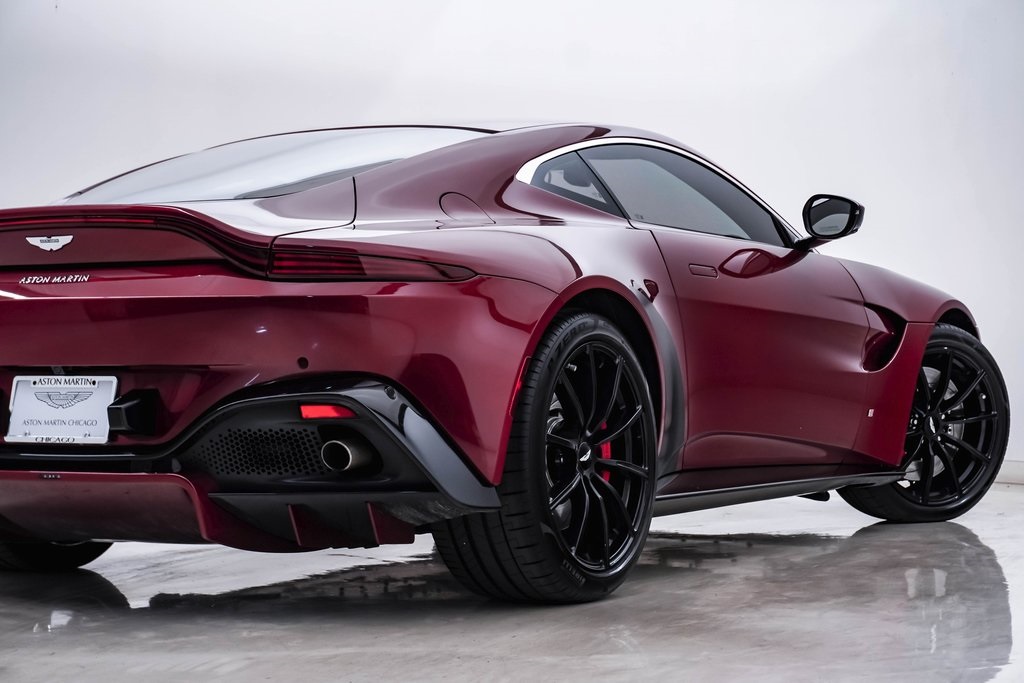 2019 Aston Martin Vantage Coupe 11