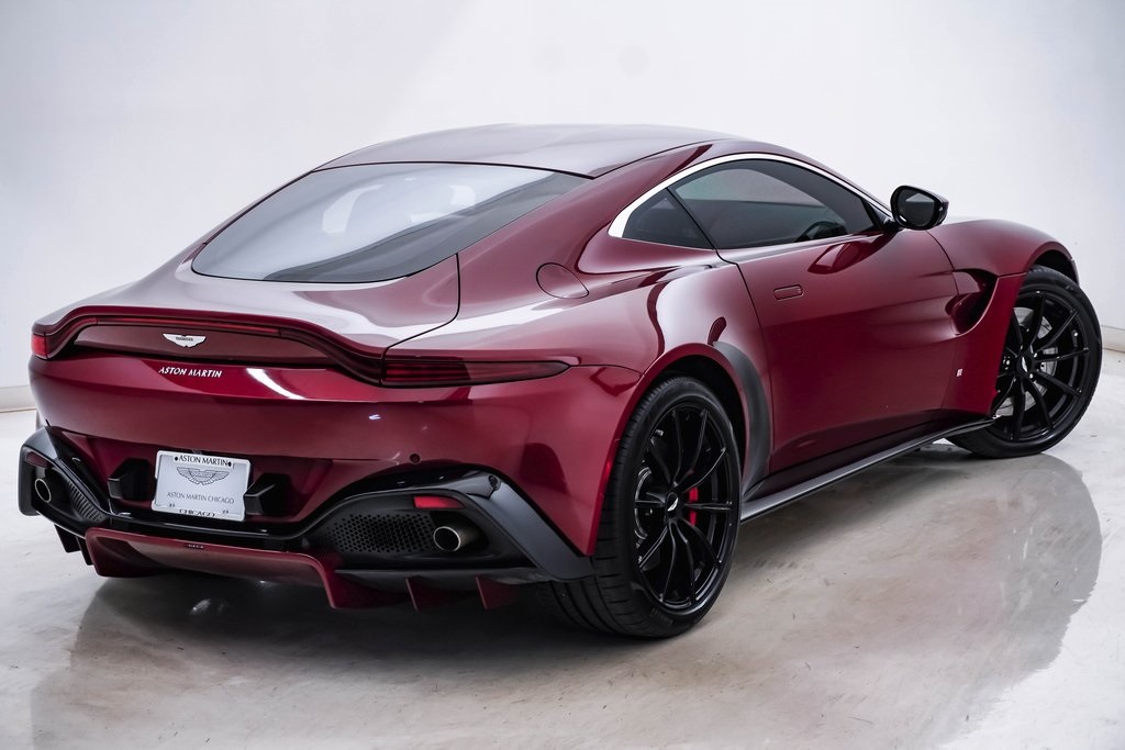 2019 Aston Martin Vantage Coupe 12