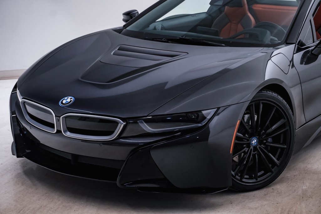 2019 BMW i8 Convertible 4