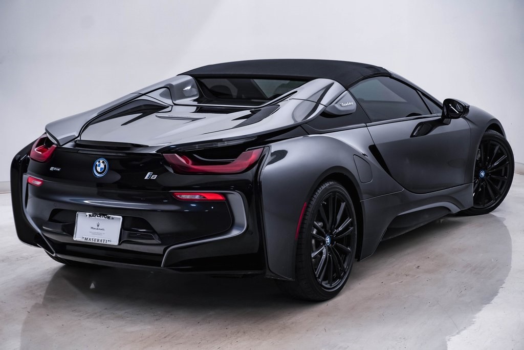 2019 BMW i8 Convertible 10