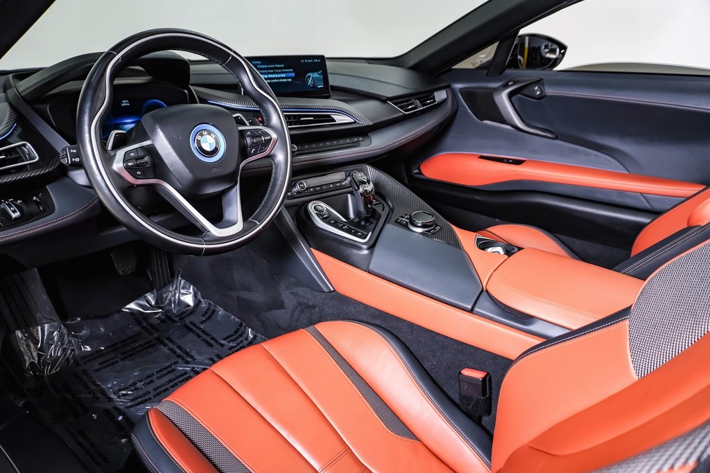 2019 BMW i8 Convertible 22