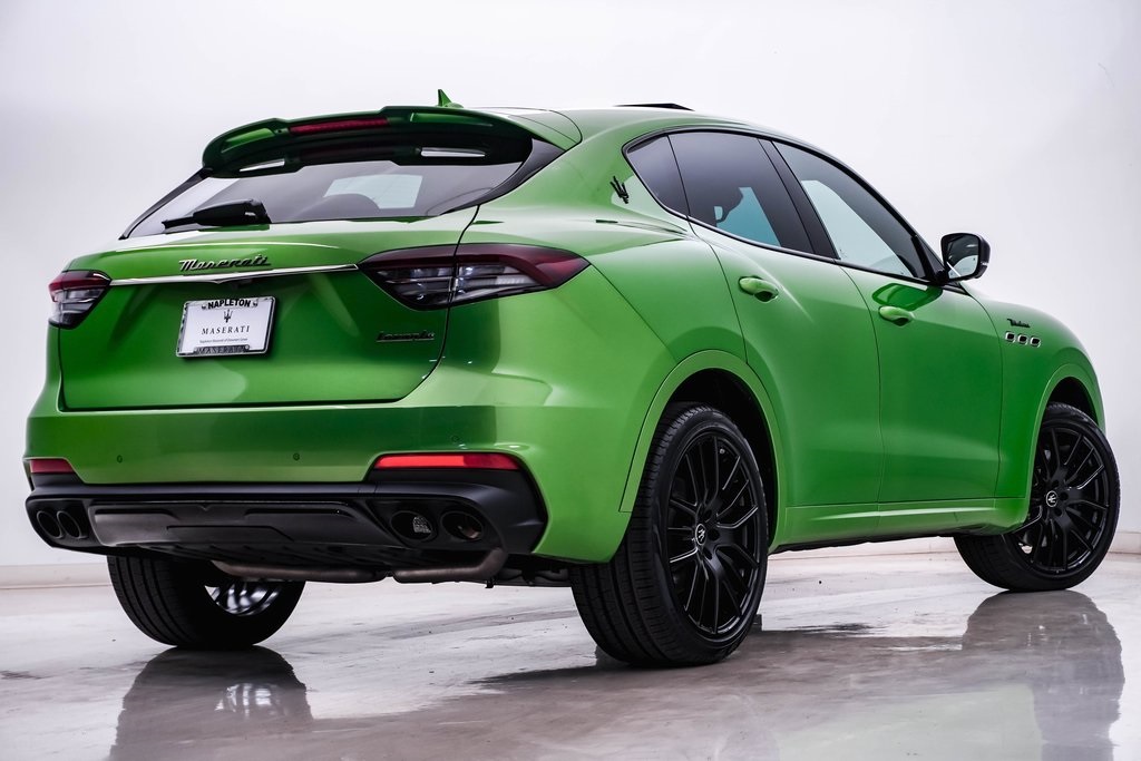 2023 Maserati Levante Modena 9