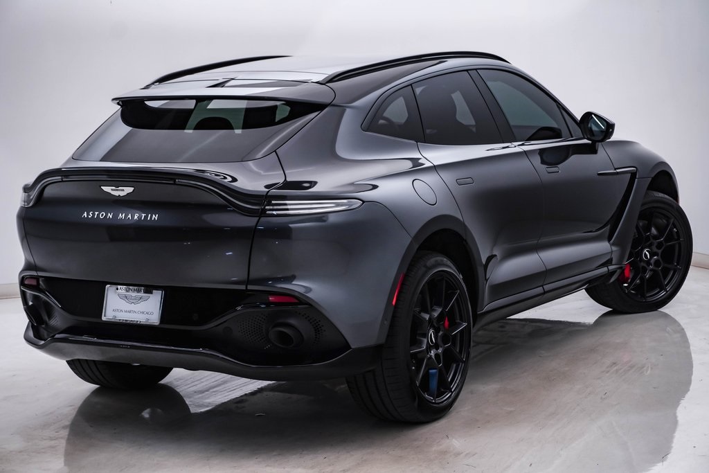 2021 Aston Martin DBX SUV 11