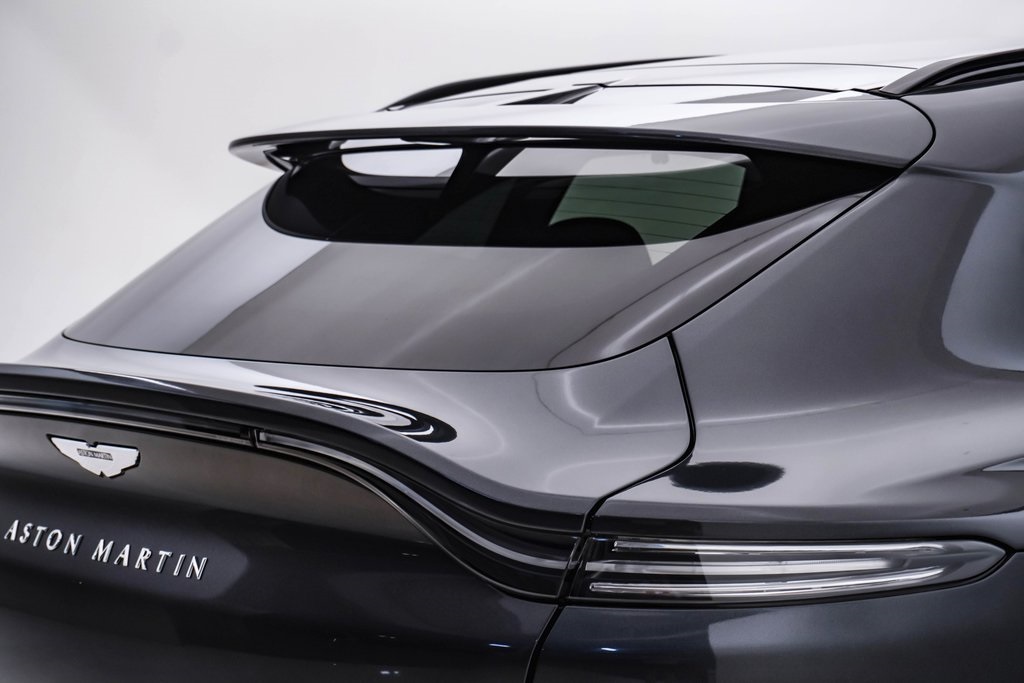 2021 Aston Martin DBX SUV 13