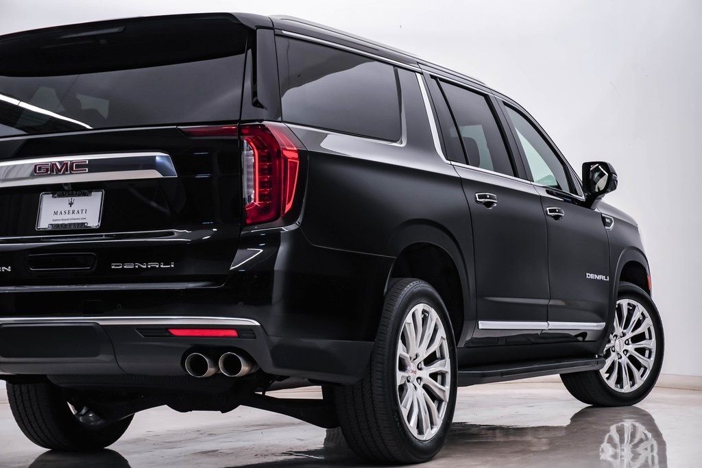 2022 GMC Yukon XL Denali 10