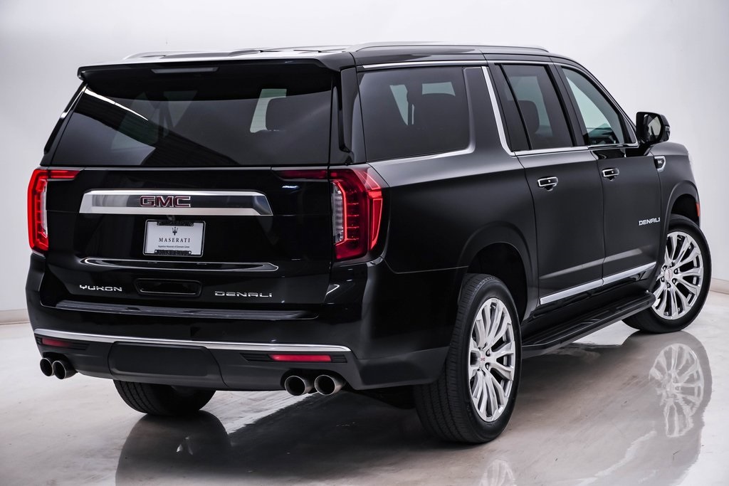 2022 GMC Yukon XL Denali 11