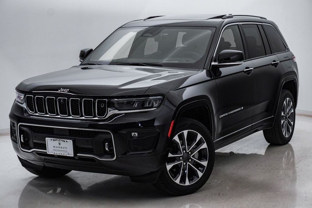 2023 Jeep Grand Cherokee Overland 3