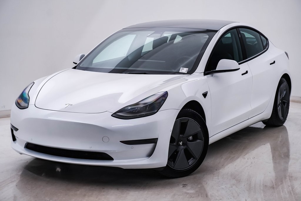 2021 Tesla Model 3 Standard Range Plus 3