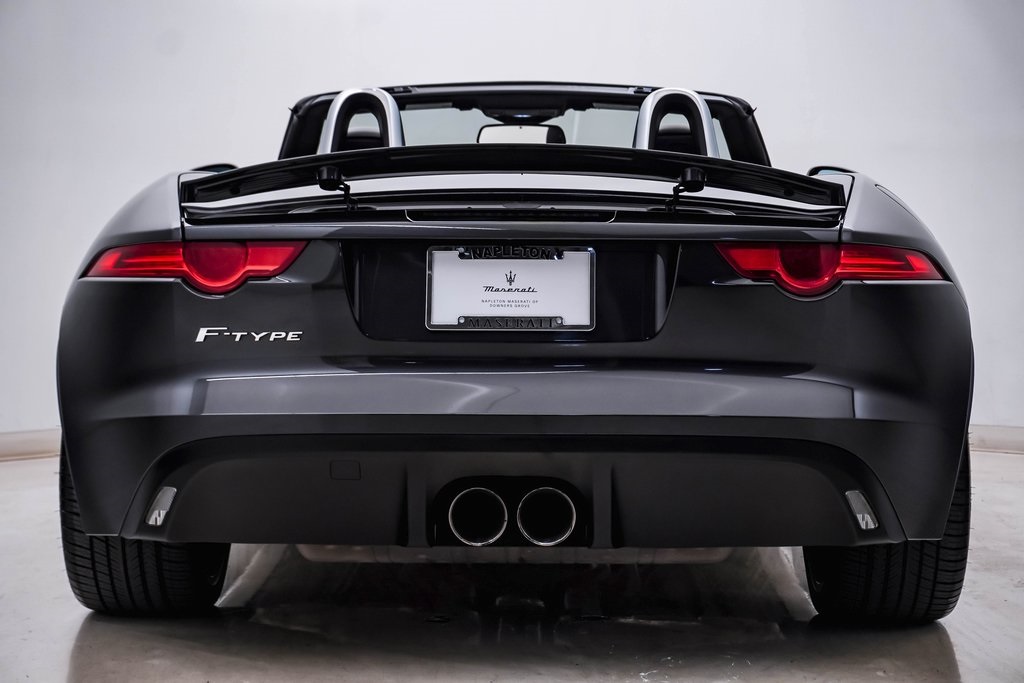 2016 Jaguar F-TYPE Convertible 10