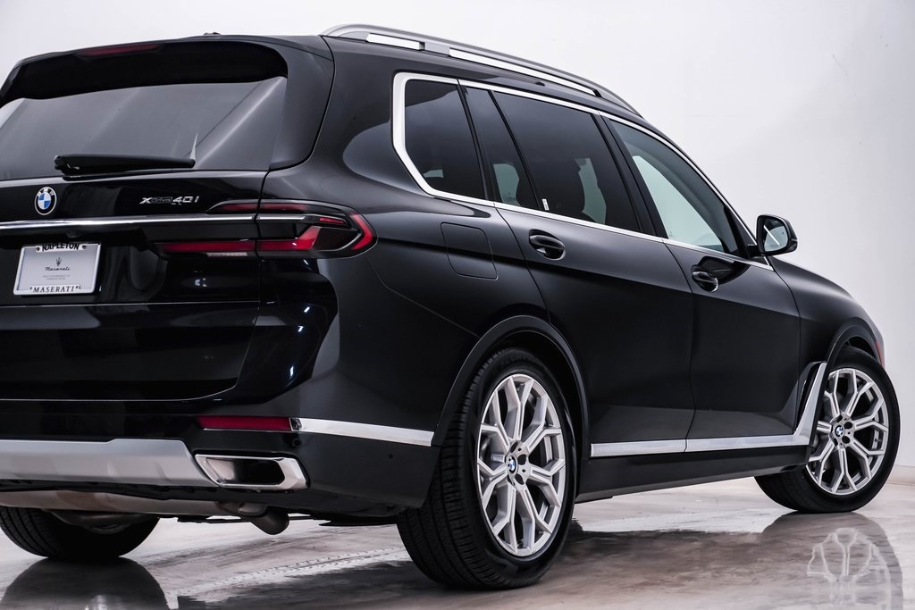 2023 BMW X7 xDrive40i 10